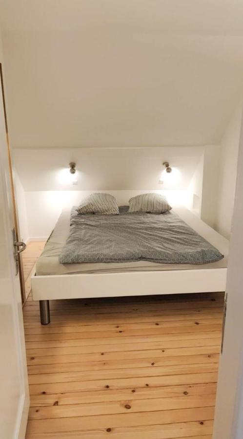 Catch Hostel Кеге Екстер'єр фото